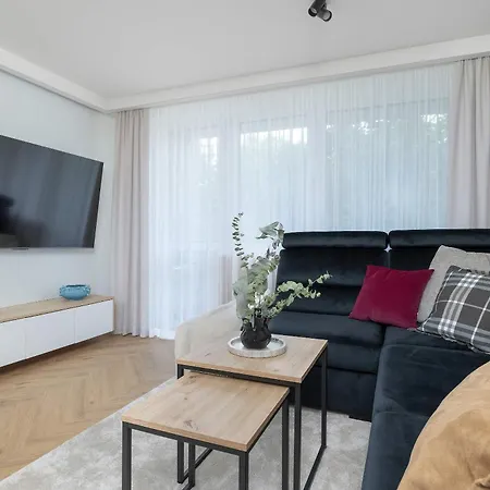Klimatyzowany Z Balkonem Blisko Centrum Krakowa By Renters Apartman Krakkó