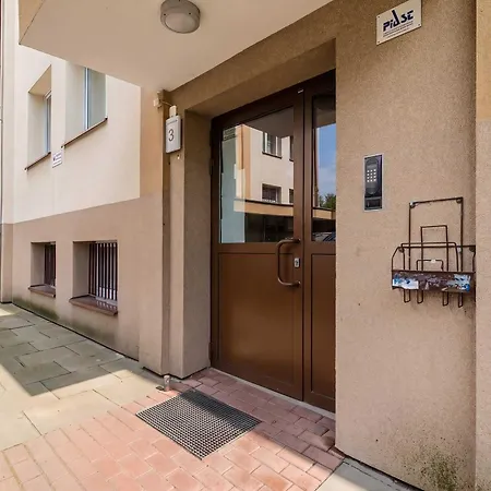 Klimatyzowany Z Balkonem Blisko Centrum Krakowa By Renters * Krakkó